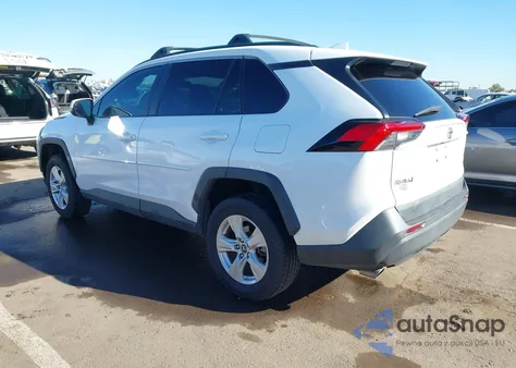 2020 Toyota Rav4 Xle z USA, uszkodzony, nr VIN 2T3W1RFV7LC066951